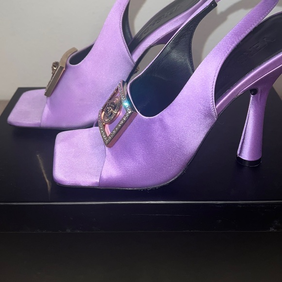Versace shoes - Picture 5 of 9